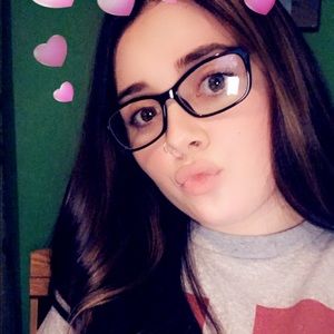 Meet your Posher, Skylar